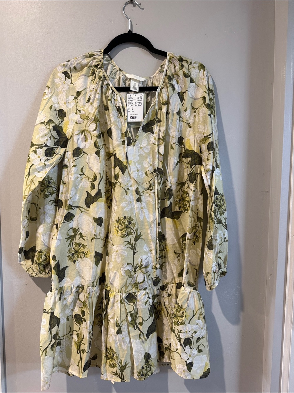 H&M Sage Green & White Floral Tie-Neck Mini Dress